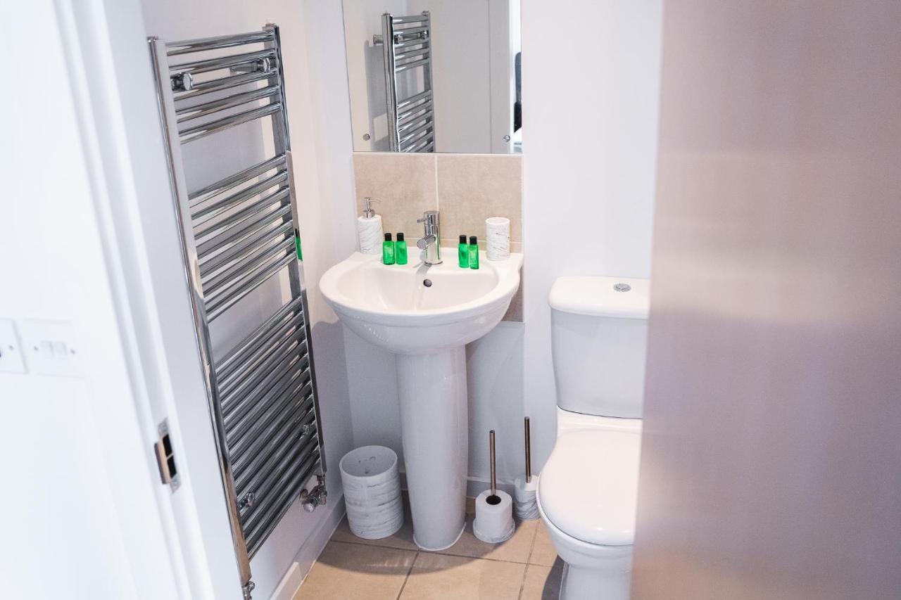 Centre 2-bed - New - Free Wi-fi - Apartamento